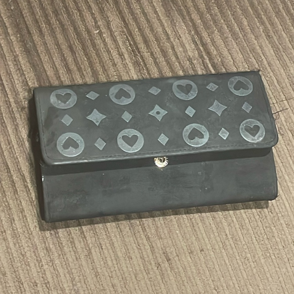 Black wallet